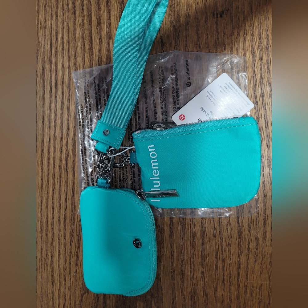 Lululemon Dual Wristlet Pouch Aqua Teal Blue Green New W Tags.